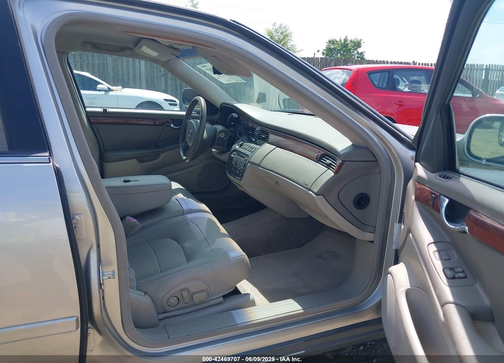 2005 CADILLAC DEVILLE LIVERY VIN: 1G6KD54Y15U158635