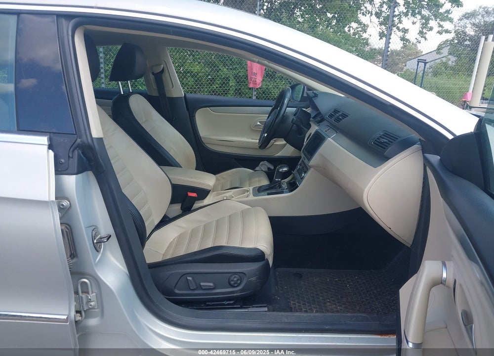 2010 VOLKSWAGEN CC LUXURY VIN: WVWHL7ANXAE520241
