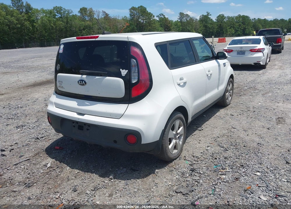 2017 KIA SOUL VIN: KNDJN2A21H7484863