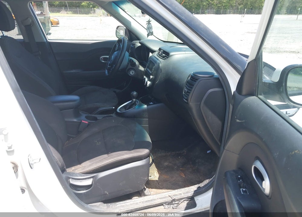 2017 KIA SOUL VIN: KNDJN2A21H7484863
