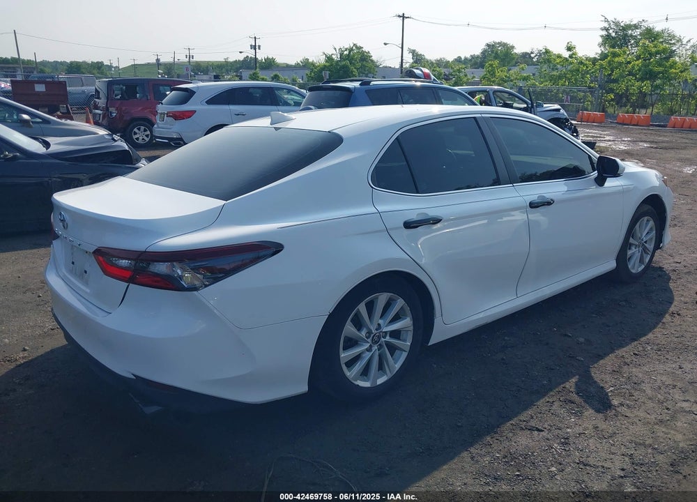 2022 TOYOTA CAMRY LE AWD VIN: 4T1R11BK0NU067461