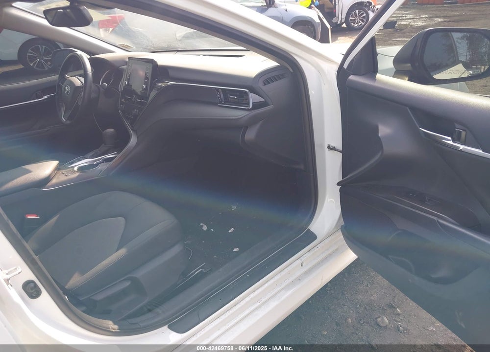 2022 TOYOTA CAMRY LE AWD VIN: 4T1R11BK0NU067461