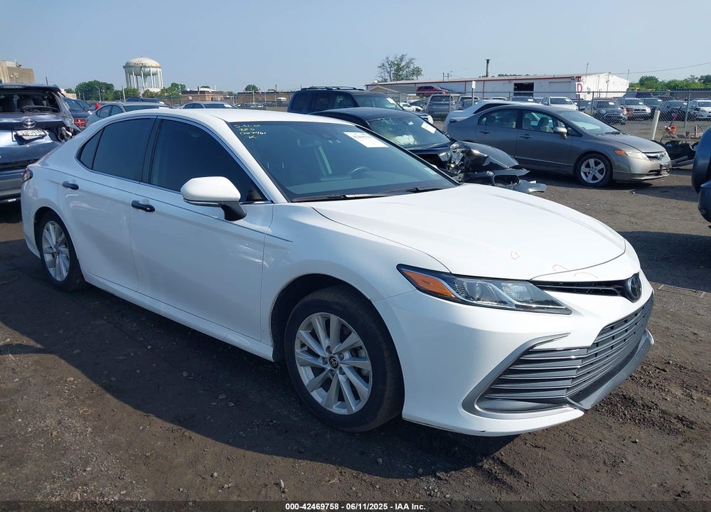 2022 TOYOTA CAMRY LE AWD VIN: 4T1R11BK0NU067461