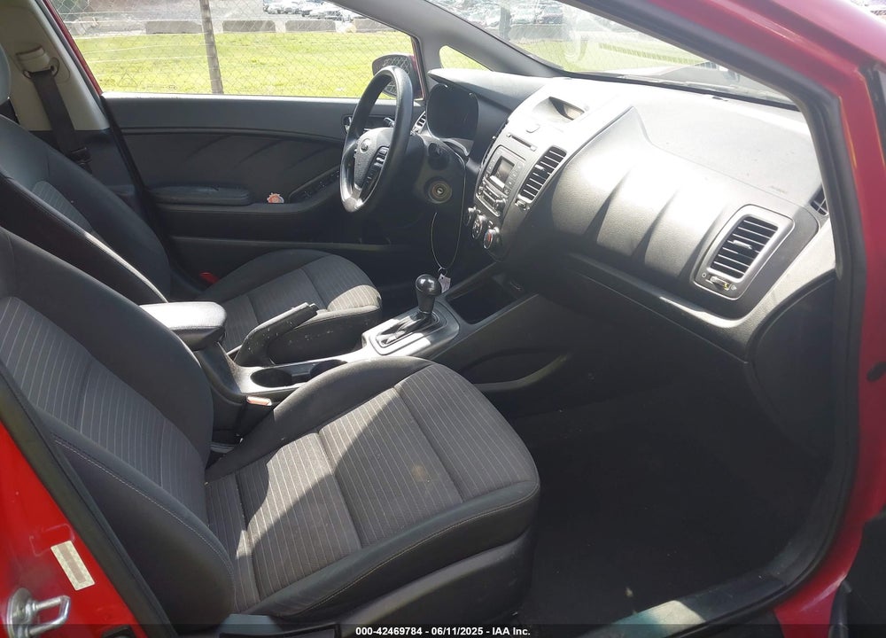 2015 KIA FORTE VIN: KNAFX4A66F5355649