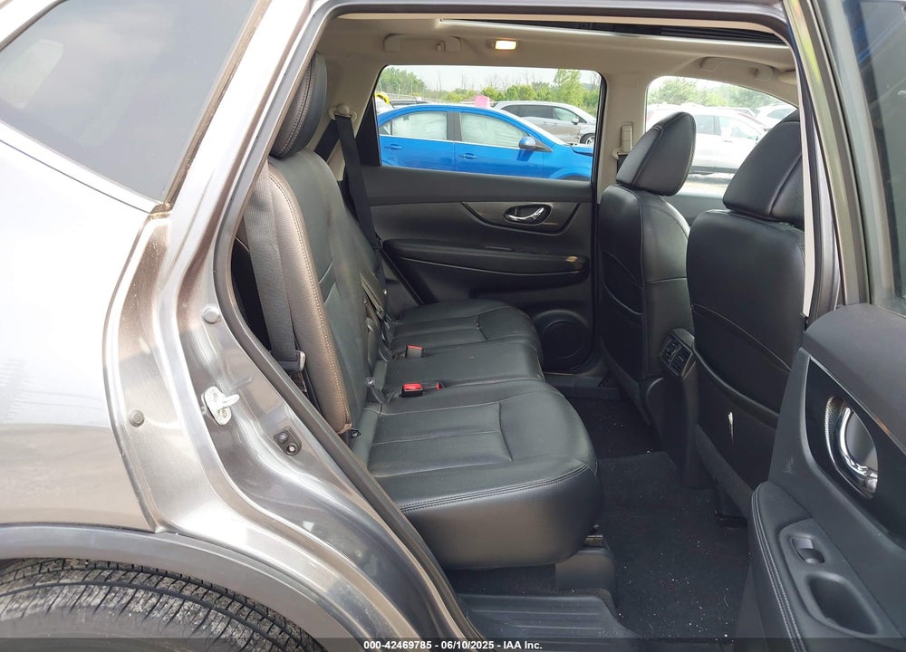 2016 NISSAN ROGUE VIN: 5N1AT2MV4GC863577