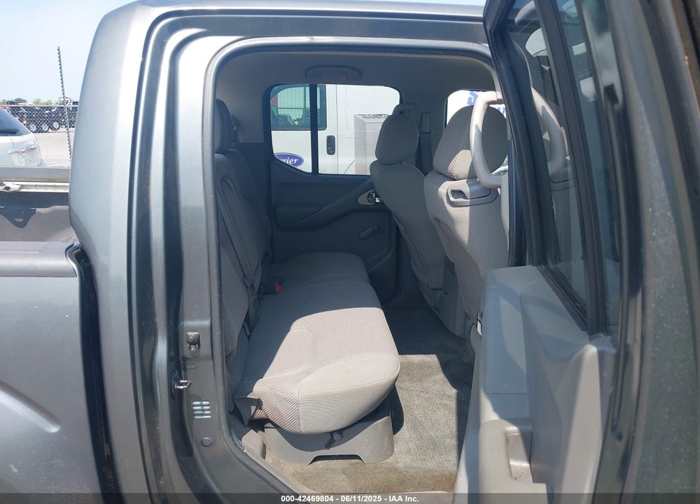 2005 NISSAN FRONTIER SE VIN: 1N6AD07W35C438405