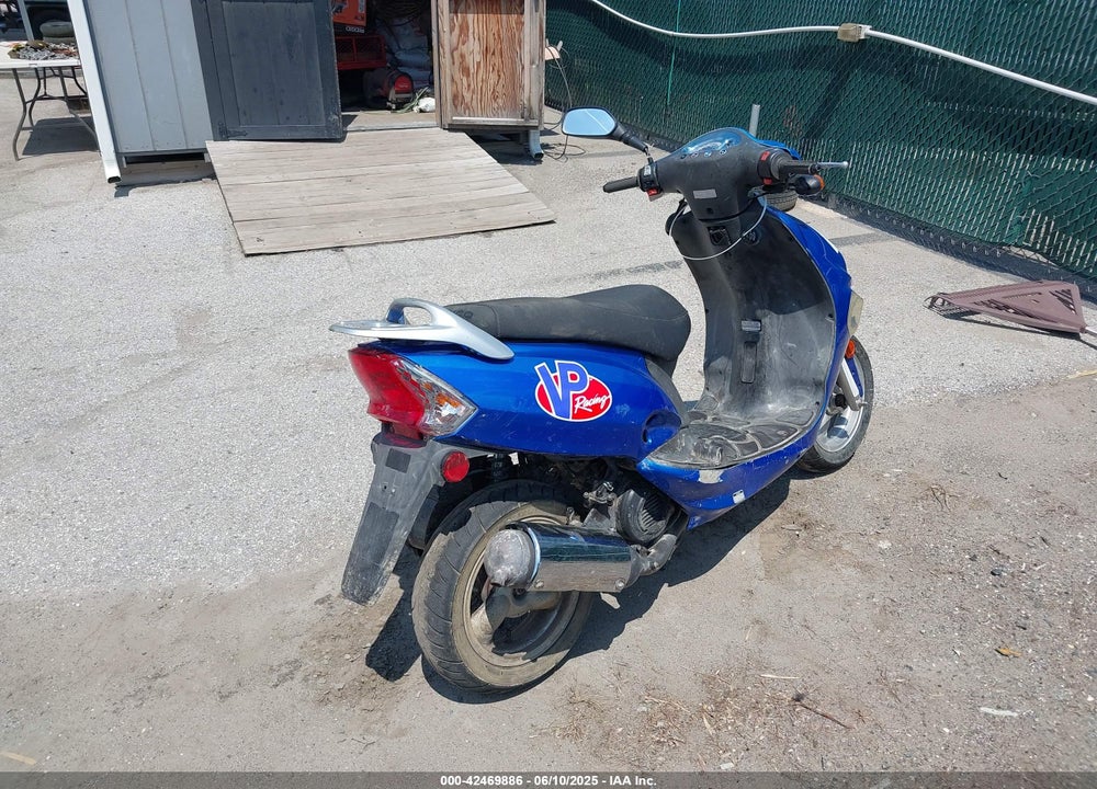 2005 KYMCO USA INC VITALITY 50 VIN: RFBU3A0465B130364