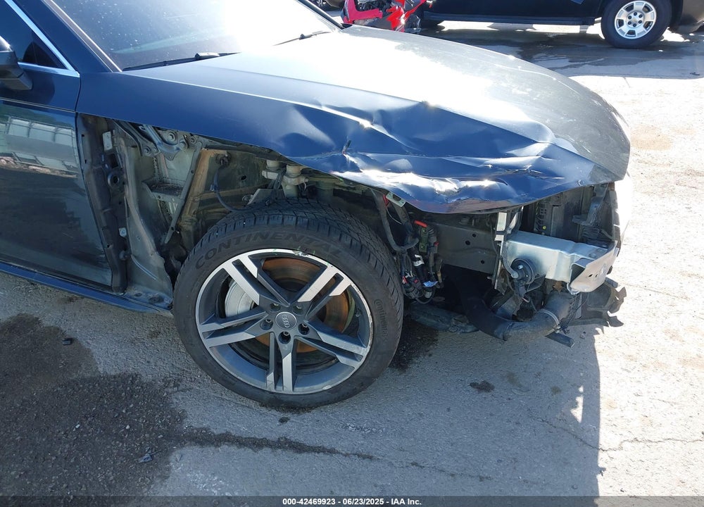 2017 AUDI A4 VIN: WAUENAF44HN069146