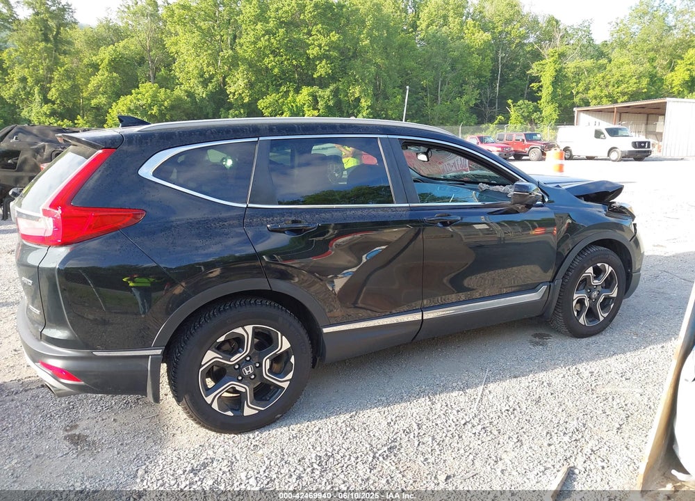 2017 HONDA CR-V VIN: 2HKRW2H90HH608037