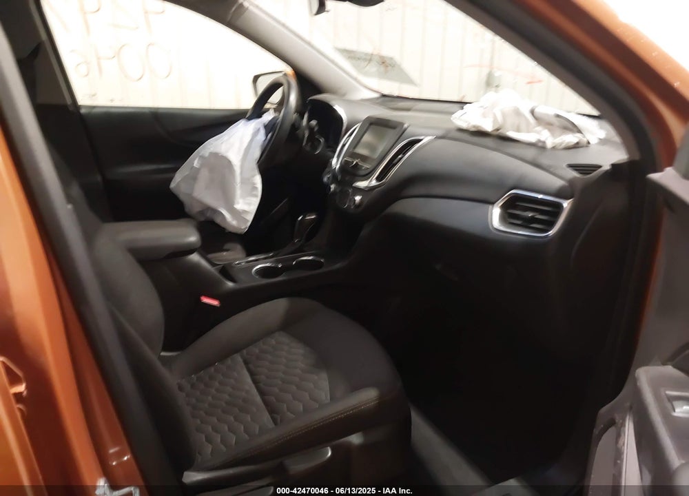 2018 CHEVROLET EQUINOX VIN: 2GNAXSEV2J6125825