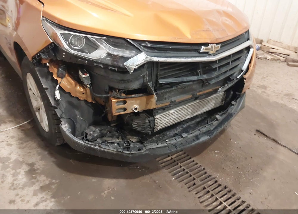 2018 CHEVROLET EQUINOX VIN: 2GNAXSEV2J6125825