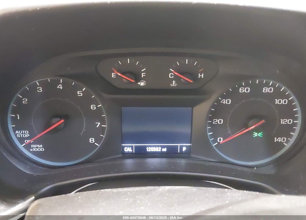 2018 CHEVROLET EQUINOX VIN: 2GNAXSEV2J6125825