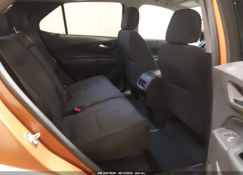 2018 CHEVROLET EQUINOX VIN: 2GNAXSEV2J6125825