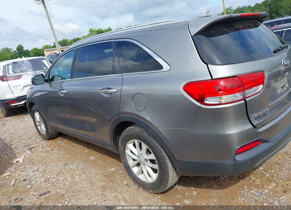 2016 KIA SORENTO VIN: 5XYPG4A34GG020203