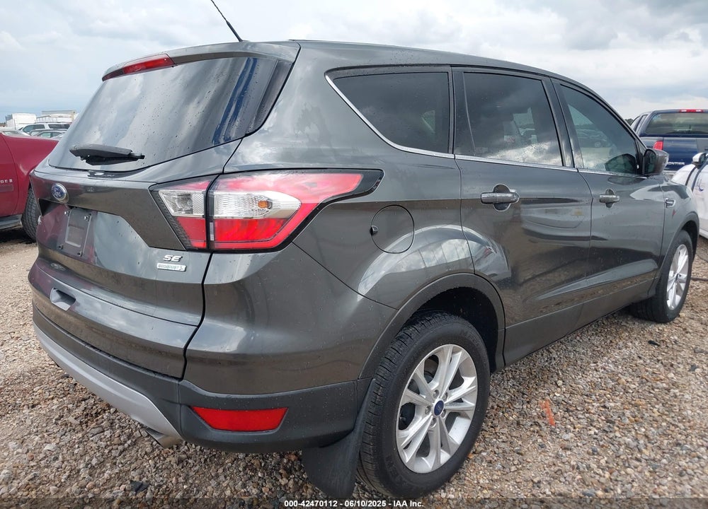 2017 FORD ESCAPE VIN: 1FMCU0GD6HUD34477