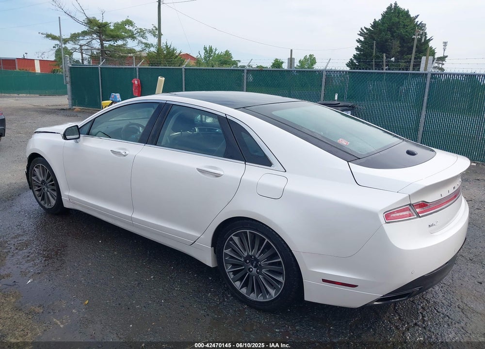 2015 LINCOLN MKZ VIN: 3LN6L2G92FR605921