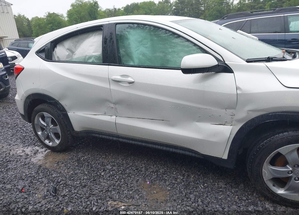 2022 HONDA HR-V VIN: 3CZRU6H32NM768901