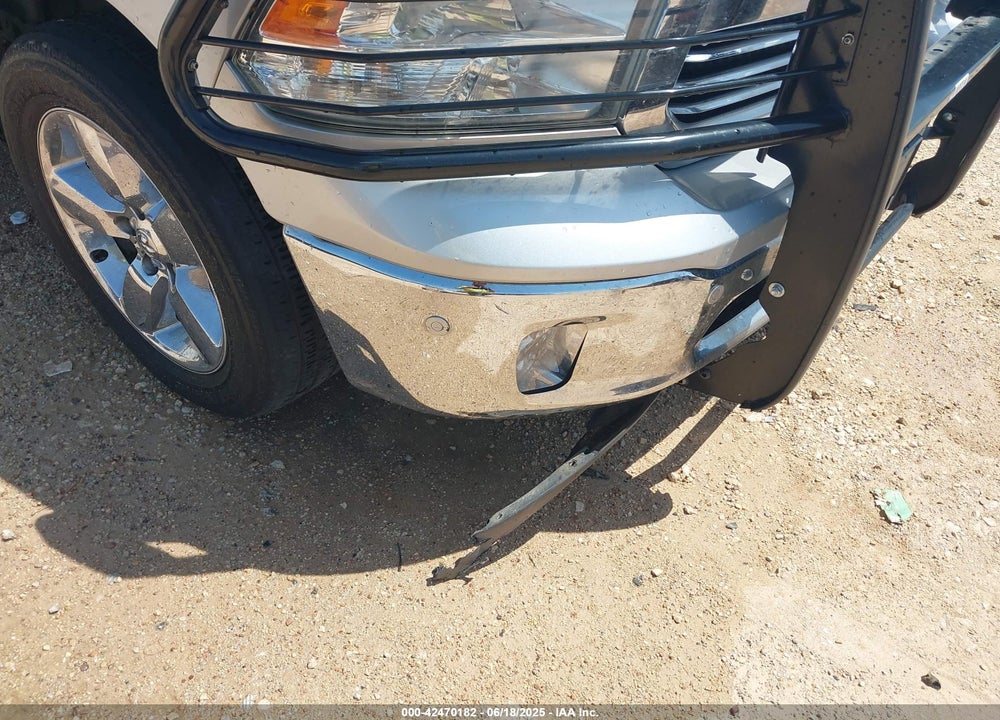 2019 RAM 1500 CLASSIC VIN: 1C6RR6LT9KS564282