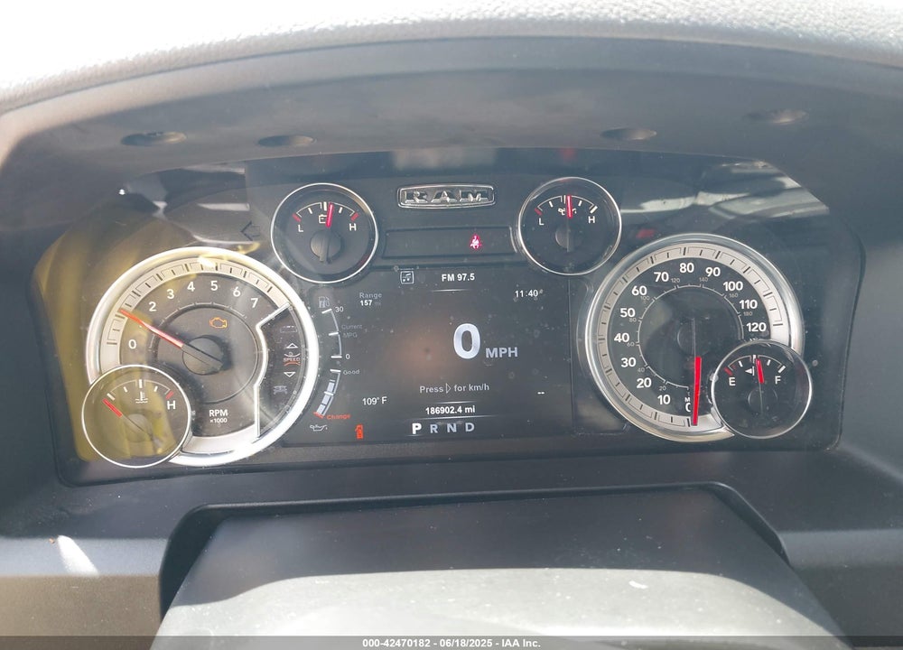 2019 RAM 1500 CLASSIC VIN: 1C6RR6LT9KS564282