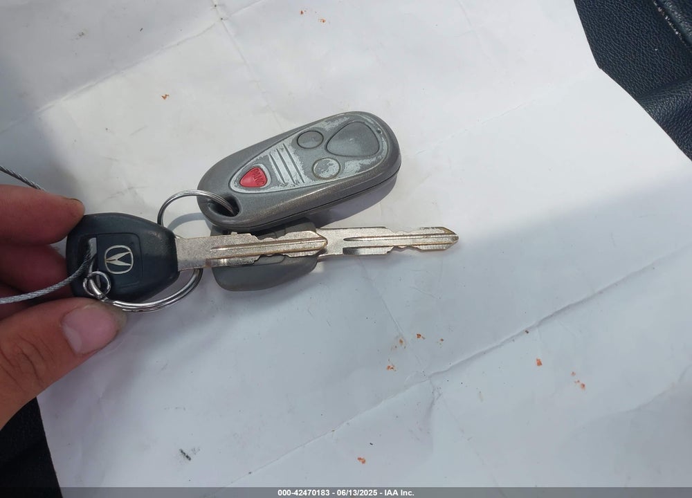 2004 ACURA MDX VIN: 2HNYD18284H528917