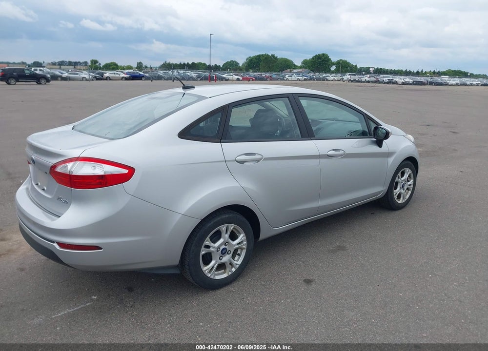 2015 FORD FIESTA VIN: 3FADP4BJ3FM153316