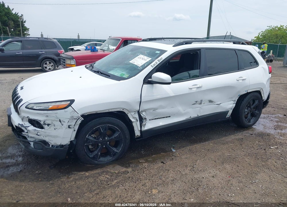 2016 JEEP CHEROKEE VIN: 1C4PJMCB3GW121211
