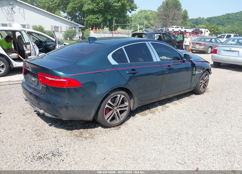 2017 JAGUAR XE VIN: SAJAD4BV6HA959709