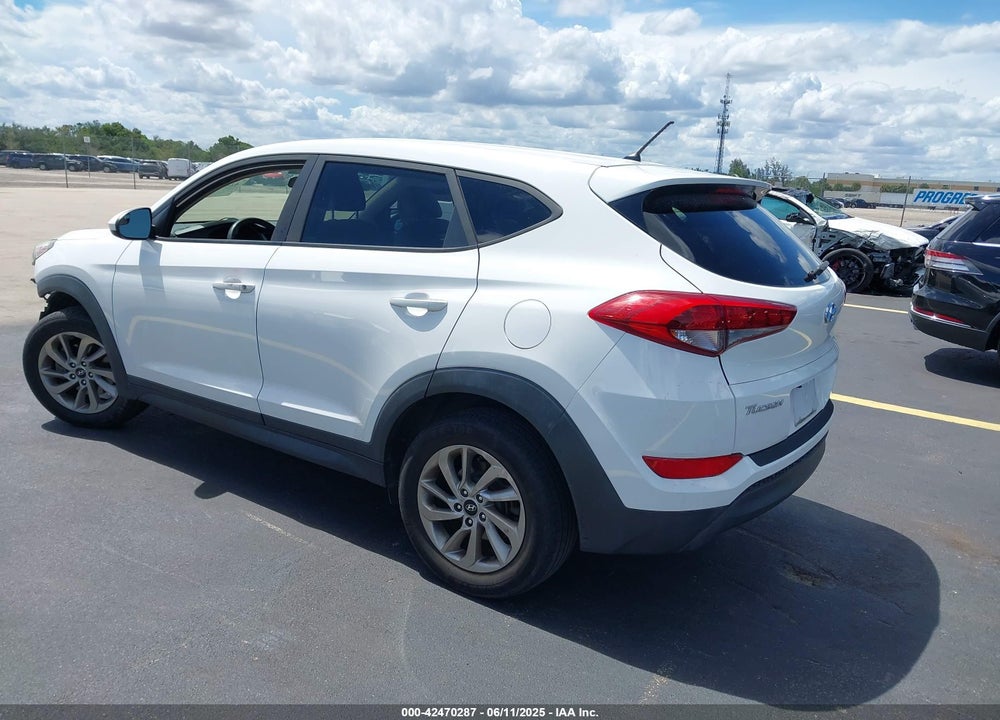 2018 HYUNDAI TUCSON SE VIN: KM8J23A48JU812380