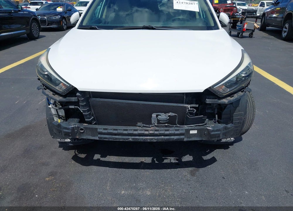 2018 HYUNDAI TUCSON SE VIN: KM8J23A48JU812380