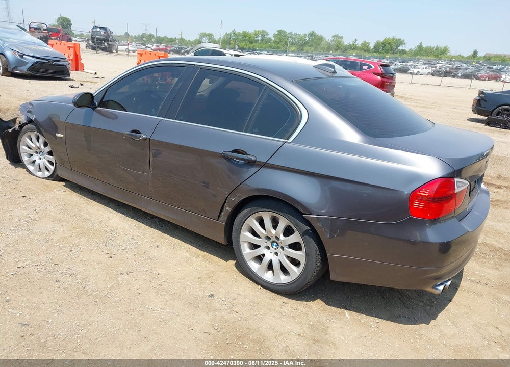 2006 BMW 3 SERIES VIN: WBAVB33556KR72423