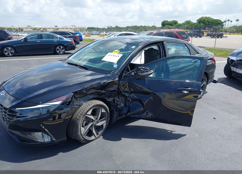2022 HYUNDAI ELANTRA VIN: 5NPLN4AG5NH073313