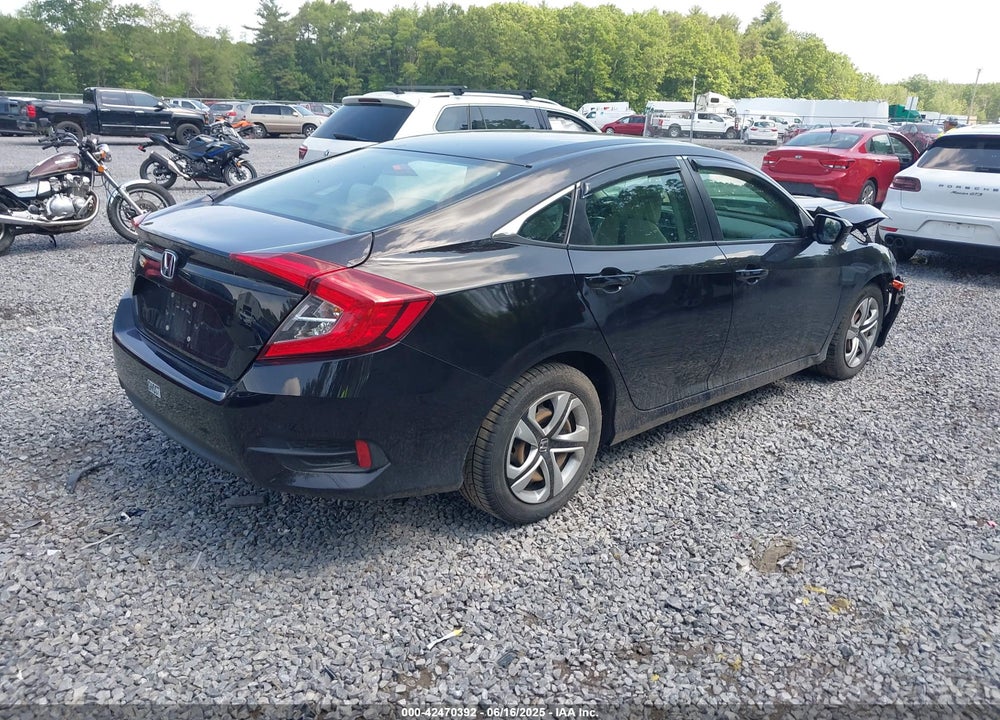 2018 HONDA CIVIC VIN: 2HGFC2F53JH552512