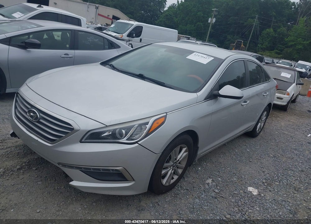 2015 HYUNDAI SONATA VIN: 5NPE24AF9FH075169
