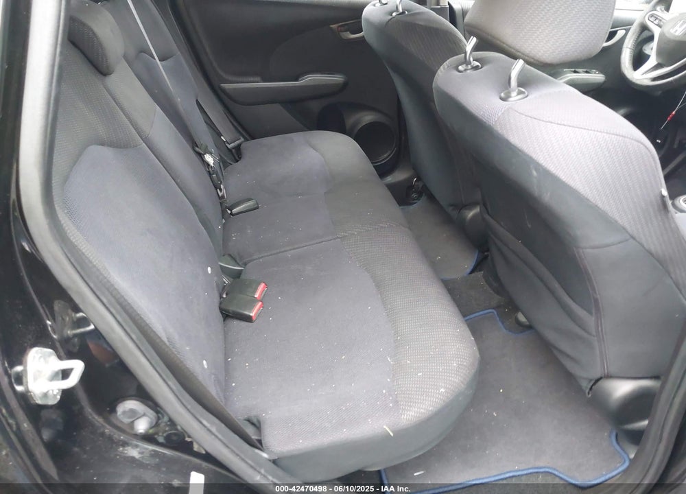 2012 HONDA FIT VIN: JHMGE8H54CC022387