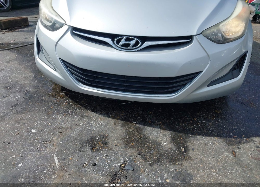 2015 HYUNDAI ELANTRA VIN: 5NPDH4AE7FH554062