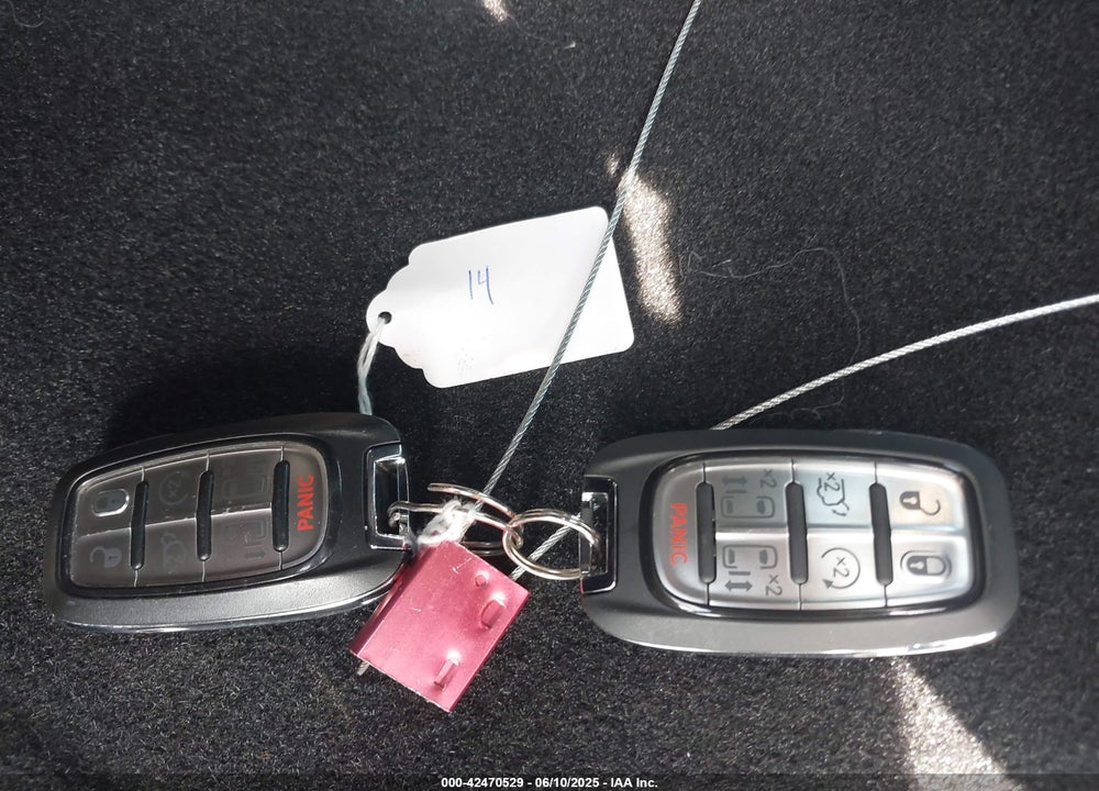2022 CHRYSLER PACIFICA HYBRID TOURING L VIN: 2C4RC1L72NR173562