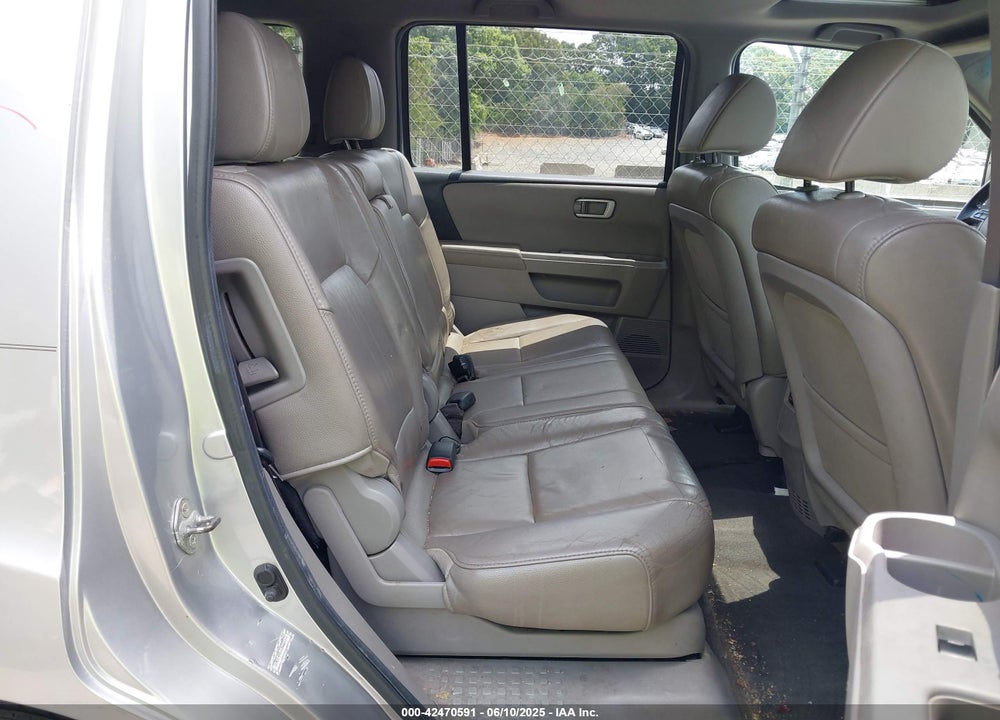 2012 HONDA PILOT EX-L VIN: 5FNYF4H57CB028070