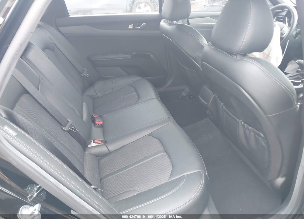2023 KIA K5 VIN: 5XXG64J27PG219955