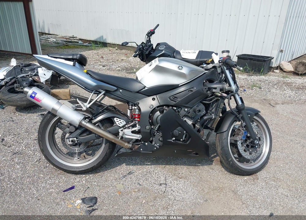 2003 YAMAHA YZFR6 L VIN: JYARJ06E13A004690