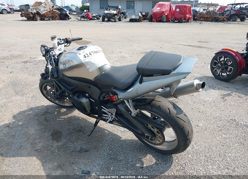 2003 YAMAHA YZFR6 L VIN: JYARJ06E13A004690