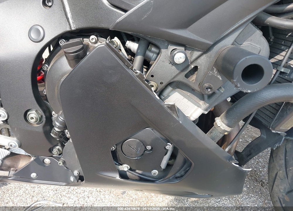 2003 YAMAHA YZFR6 L VIN: JYARJ06E13A004690