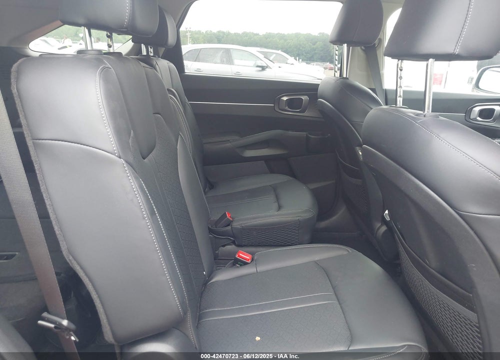 2022 KIA SORENTO HYBRID VIN: KNDRG4LG2N5092371