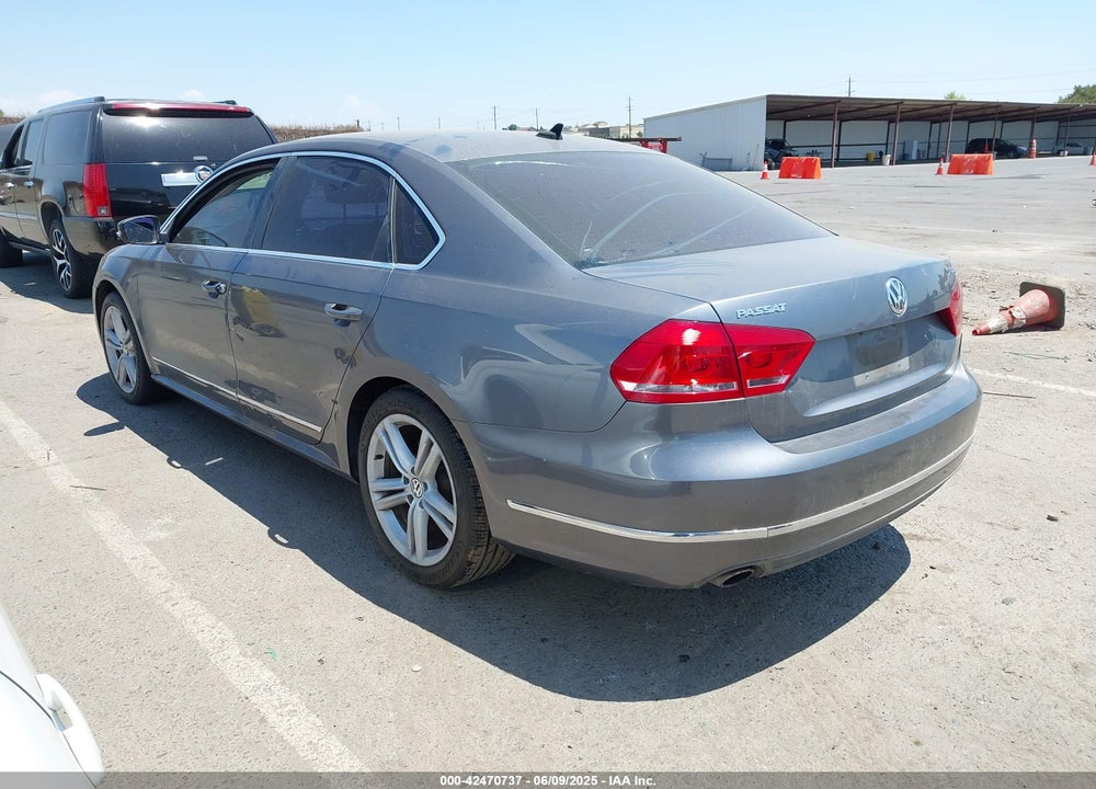 2013 VOLKSWAGEN PASSAT 2.0L TDI SEL PREMIUM VIN: 1VWCN7A31DC139863