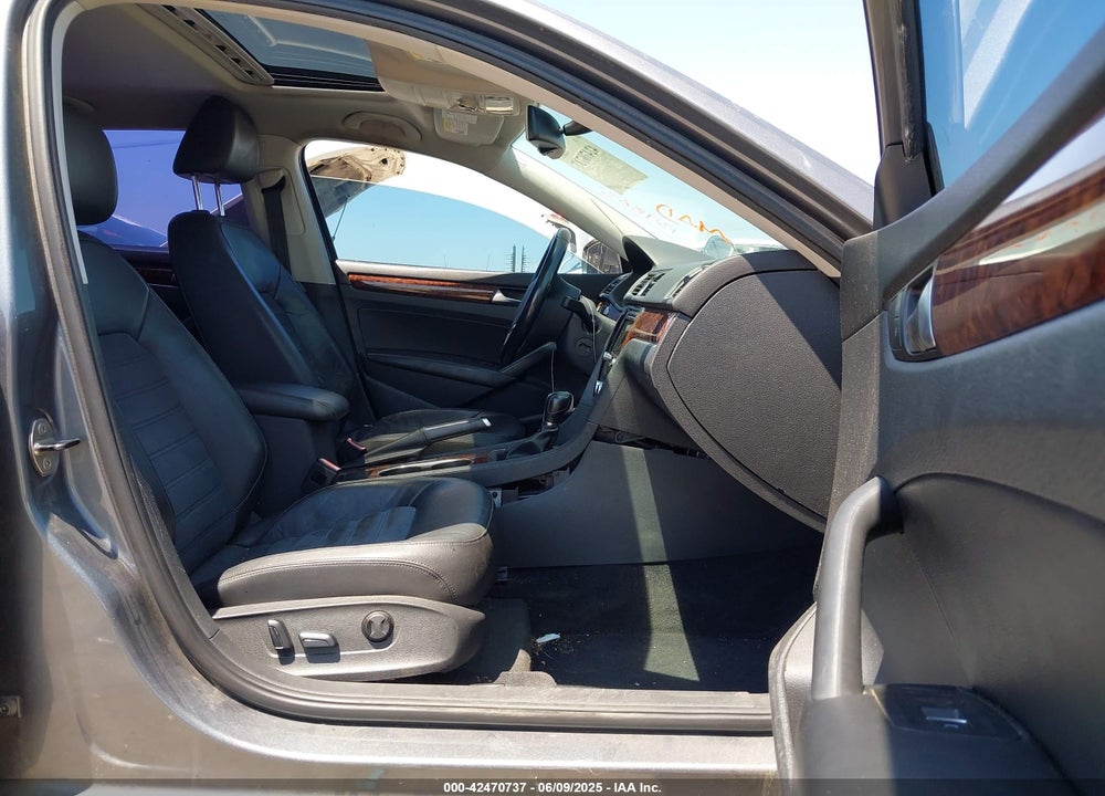 2013 VOLKSWAGEN PASSAT 2.0L TDI SEL PREMIUM VIN: 1VWCN7A31DC139863