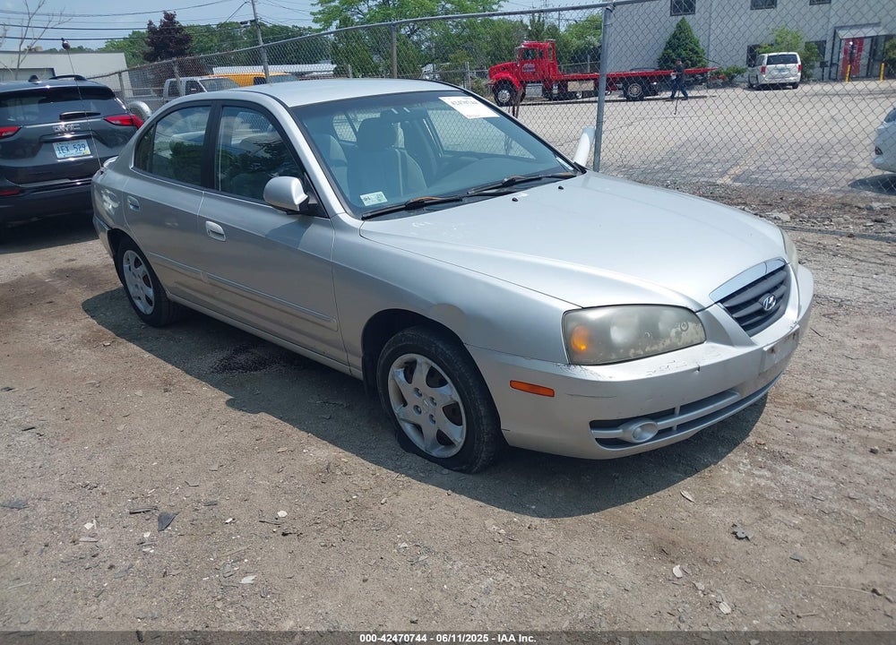2005 HYUNDAI ELANTRA GLS/GT VIN: KMHDN46DX5U055555