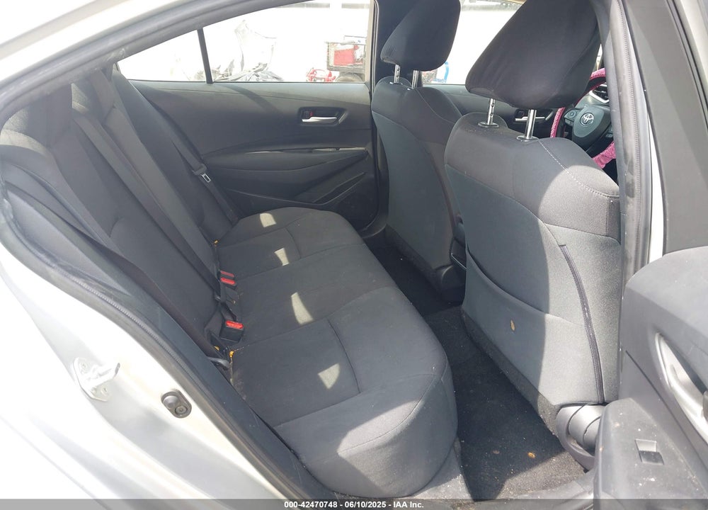 2021 TOYOTA COROLLA LE VIN: JTDEPMAE9MJ130944