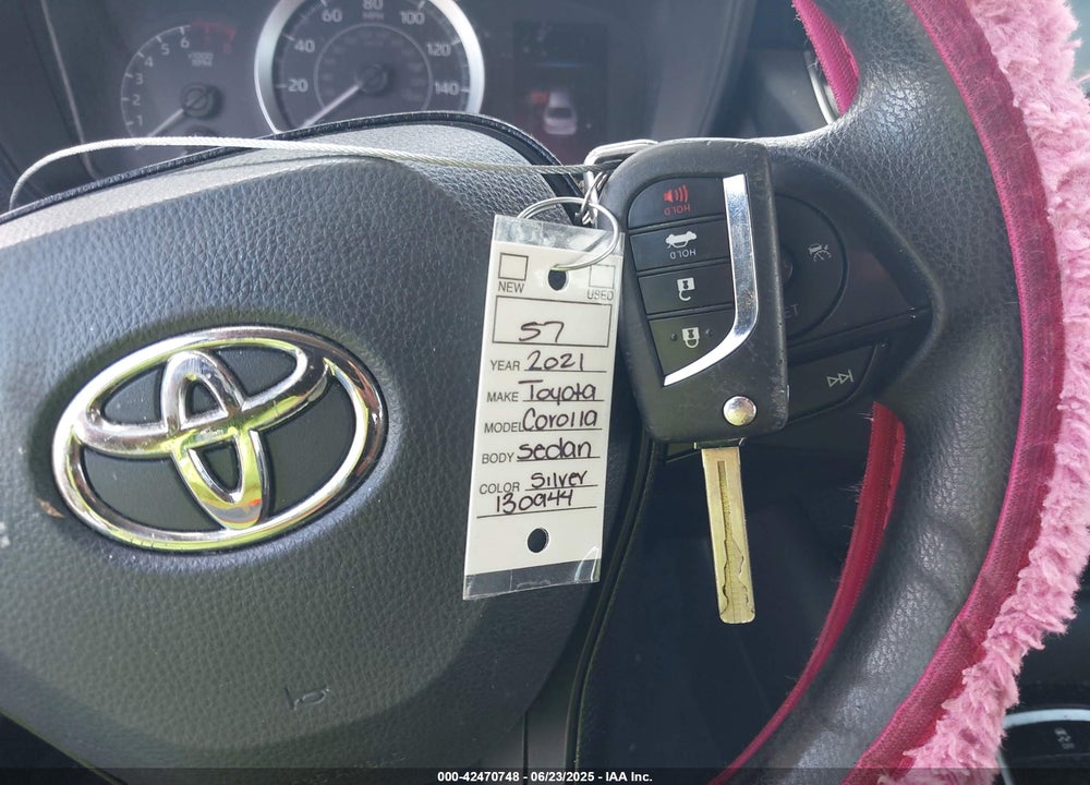 2021 TOYOTA COROLLA LE VIN: JTDEPMAE9MJ130944