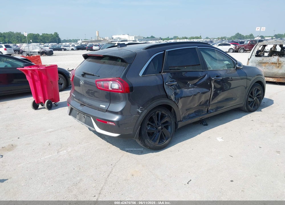 2018 KIA NIRO EX VIN: KNDCC3LC1J5137898