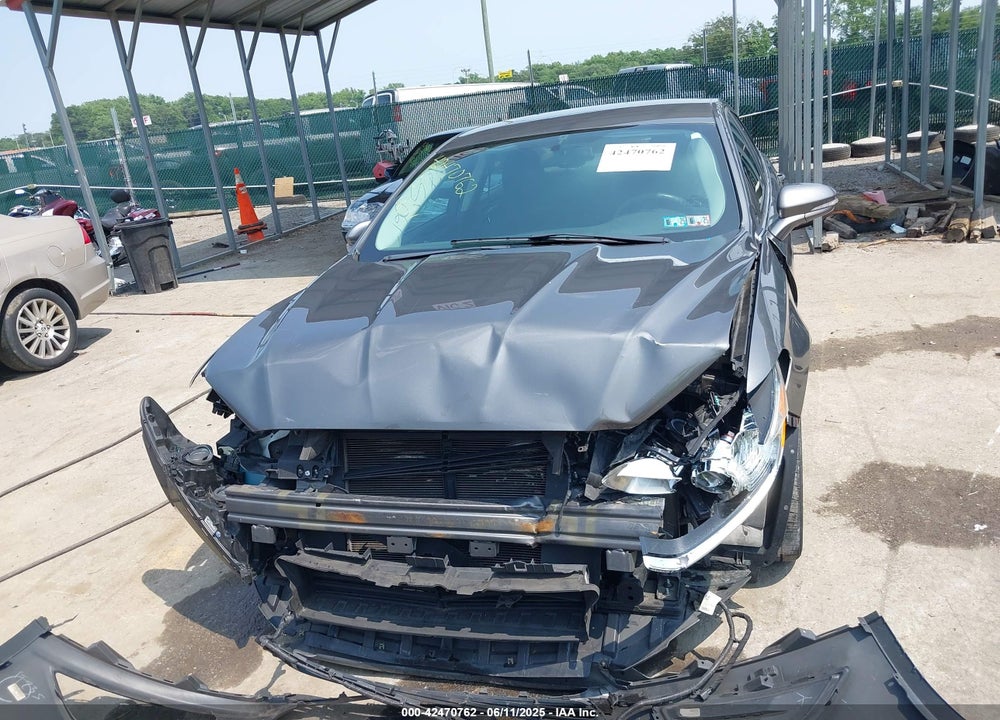 2013 FORD FUSION VIN: 3FA6P0H71DR239995