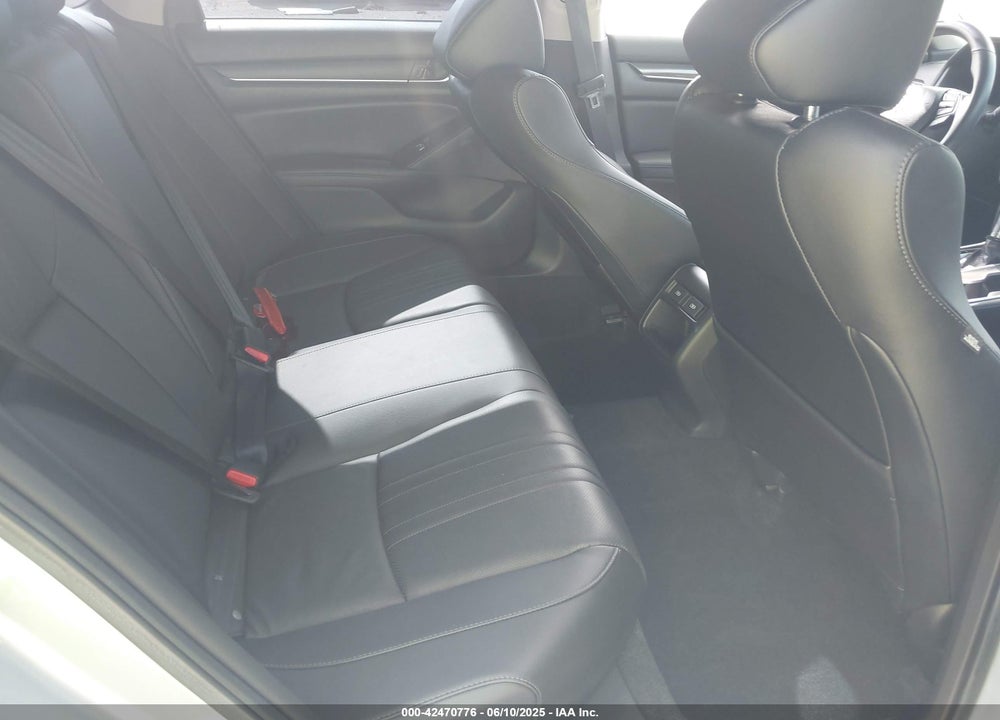 2021 HONDA ACCORD VIN: 1HGCV1F48MA111881